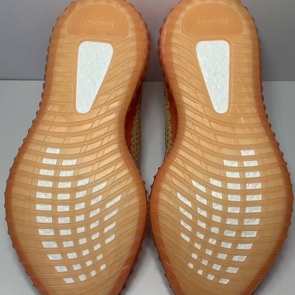 Adidas Yeezy boozt 350 v2 clay size 10 - Picture 4 of 6